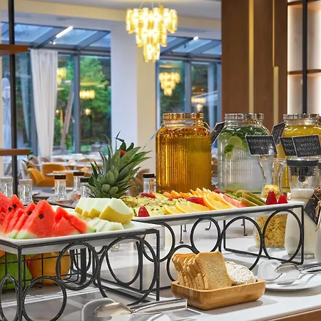 Radisson 4*